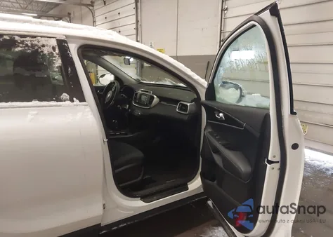 2017 Kia Sorento 2.4L Lx from USA, damaged, VIN 5XYPGDA31HG299594